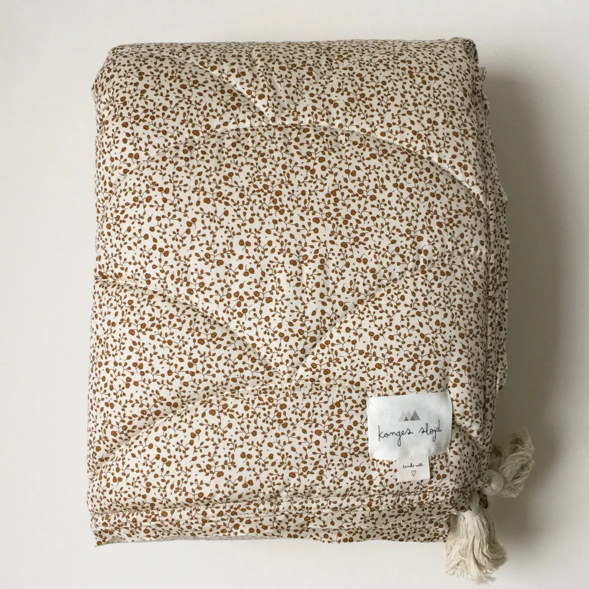 Baby Quilt with Tassels | Blossom Mist Birk