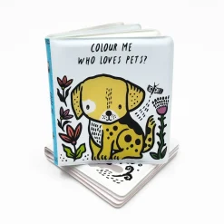 Colour Me: Who Loves Pets?