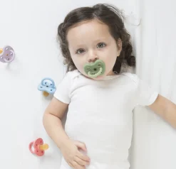 Colourful Pacifier 3-36 mth - Orthodontic in Coral