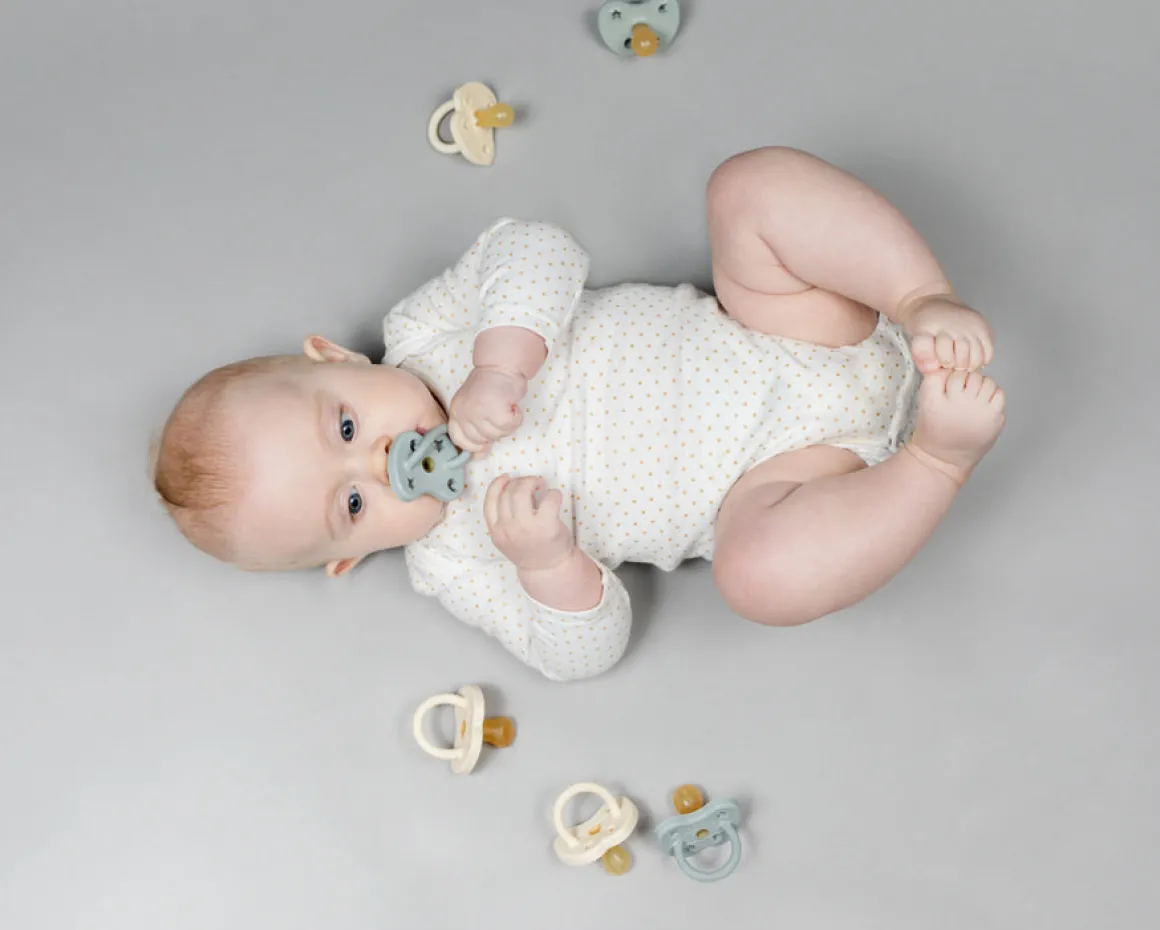 Colourful Pacifier 3-36 mth - Orthodontic in Gorgeous Grey