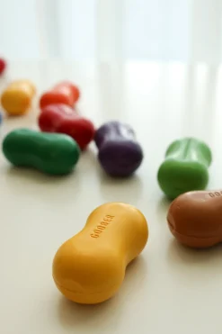Crayon Peanut Set