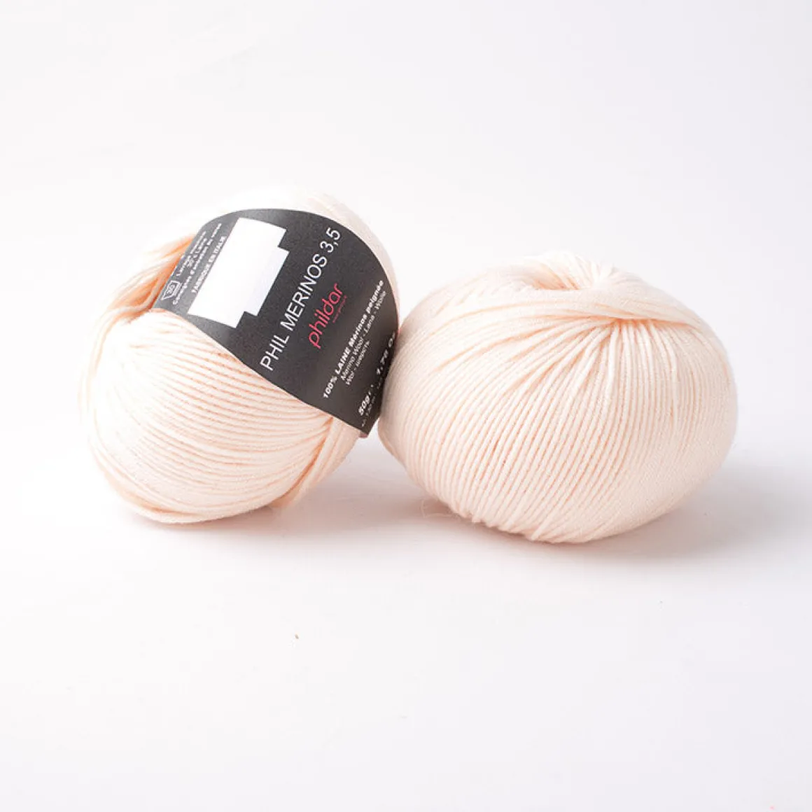 Donut Pom Maker (Medium Size) in Vanilla by Pom Maker