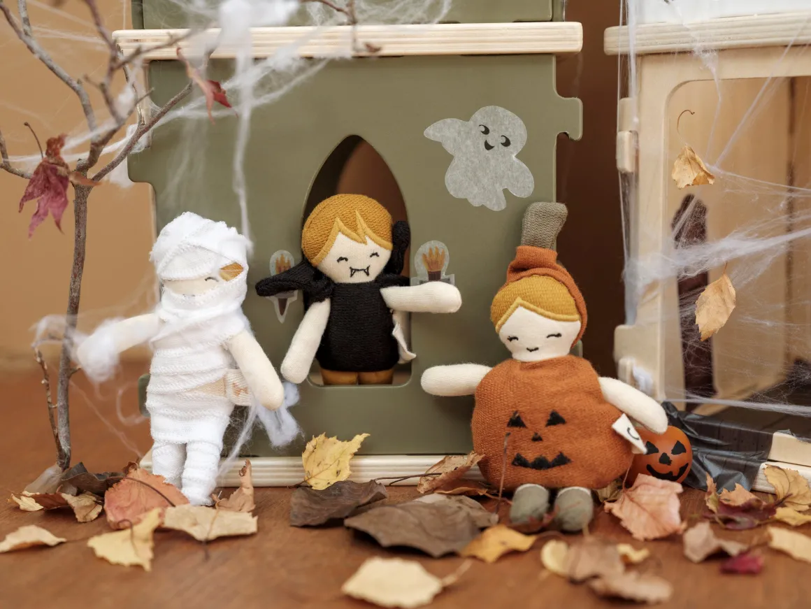 Halloween Pocket Friend | Little Witch