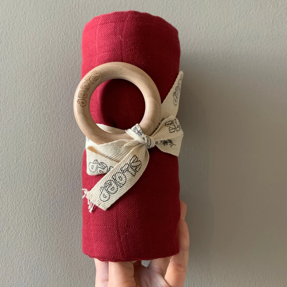 Organic Cotton XL Muslin Swaddle Cloth by Play at Slaep - Multiple Colours