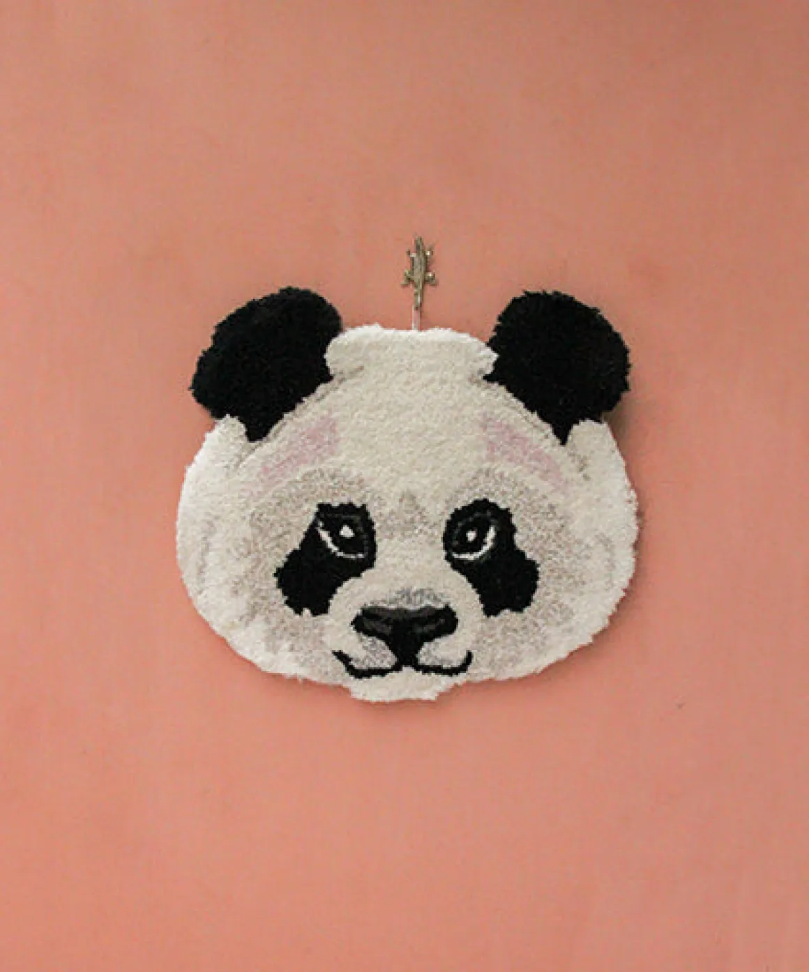 Plumpy Panda Head Wool Rug