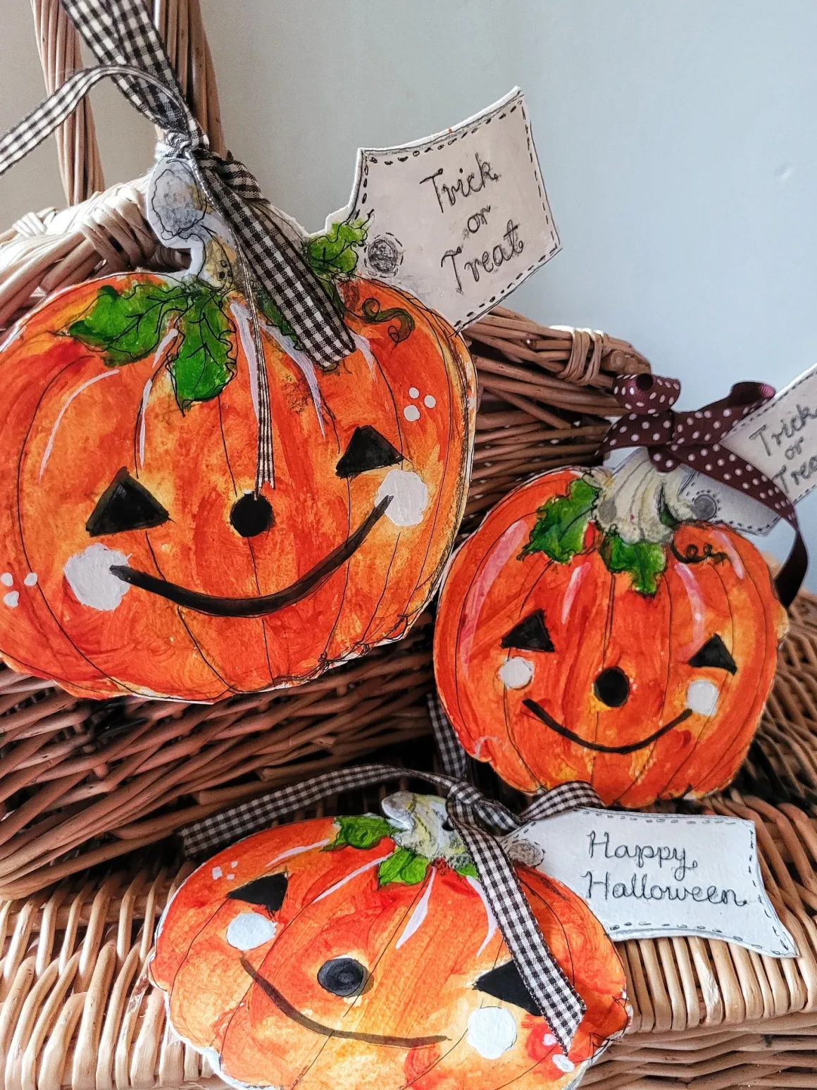 Set of 3 Illustrated Halloween Tags | Pumpkins