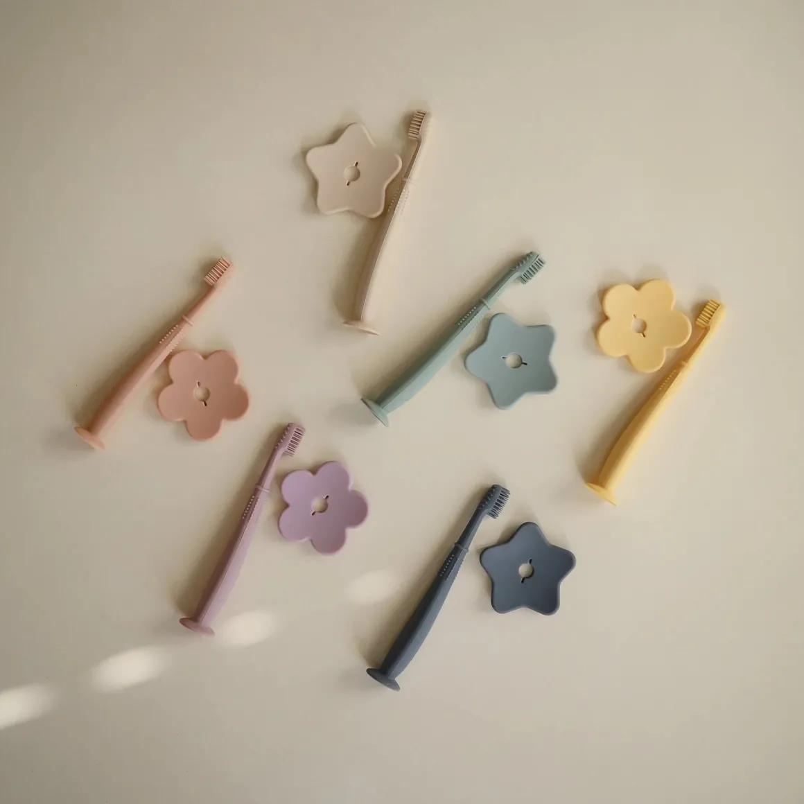 Star Training Toothbrush | Shifting Sand