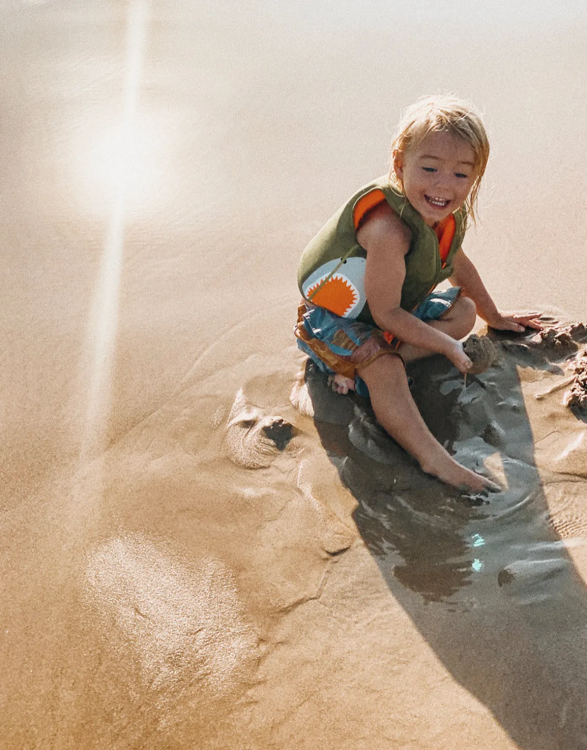 Swim Vest Shark Attack | Olive 1-2Y