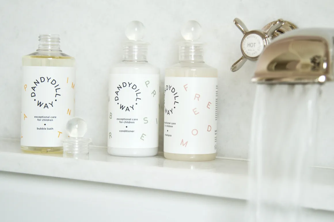 Wild Hawthorn Bubble Bath 250ml by Dandydill Way